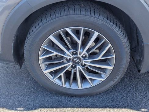 Used 2020 Hyundai Tucson Limited AWD/4WD image 13
