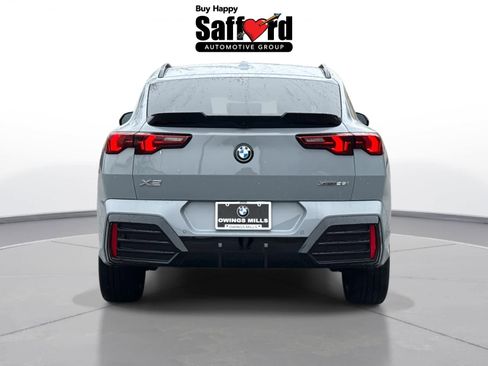 Used 2025 BMW X2 xDrive28i w/ Premium Package image 7