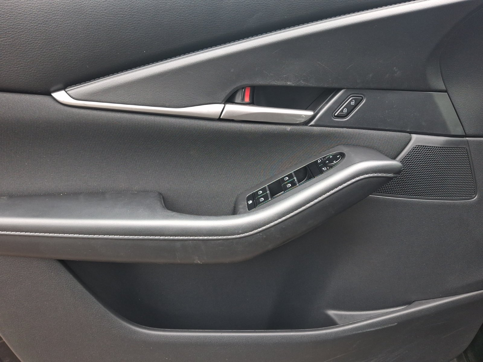 Certified 2024 MAZDA CX-30 AWD 2.5 S image 11