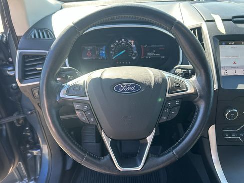 Used 2019 Ford Edge SEL w/ Equipment Group 201A AWD/4WD image 17