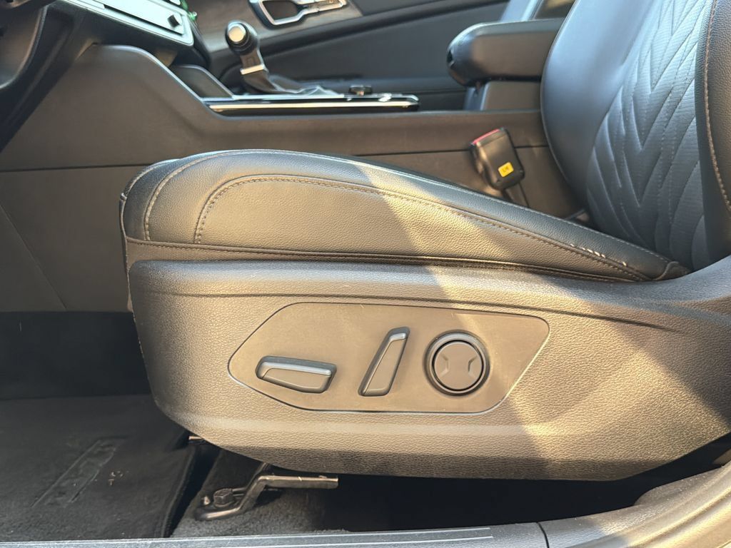 Used 2023 Kia Sportage X-Pro AWD/4WD image 22