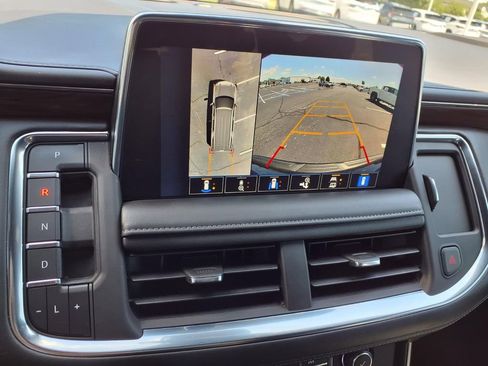 Used 2023 Chevrolet Tahoe Z71 w/ Z71 Off-Road Package AWD/4WD image 7
