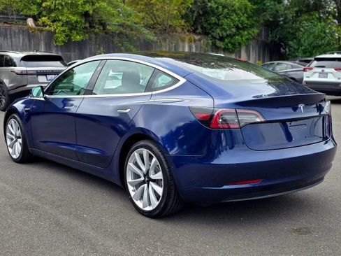 Used 2018 Tesla Model 3 Long Range RWD image 6