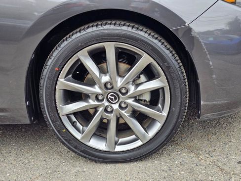 Used 2018 MAZDA MAZDA3 Grand Touring FWD image 9