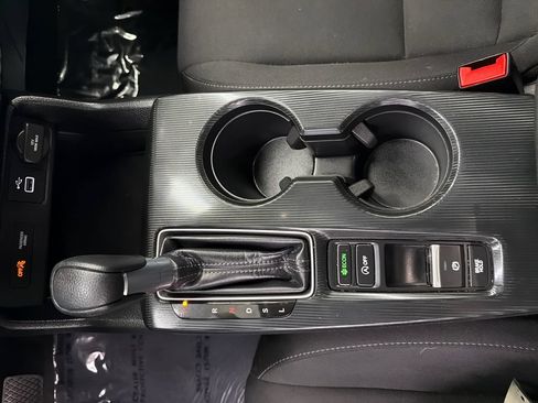 Certified 2024 Honda Civic LX image 28
