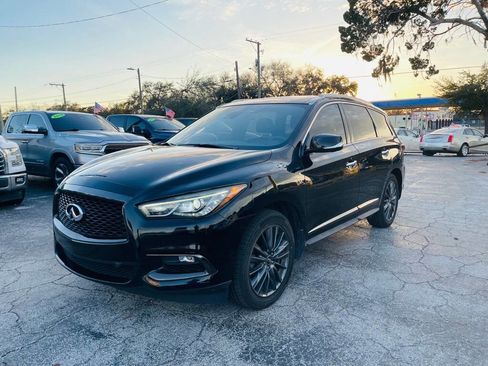 Used 2020 INFINITI QX60 Luxe w/ Edition 30 Essential Package image 4