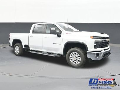 Used 2024 Chevrolet Silverado 2500 LT