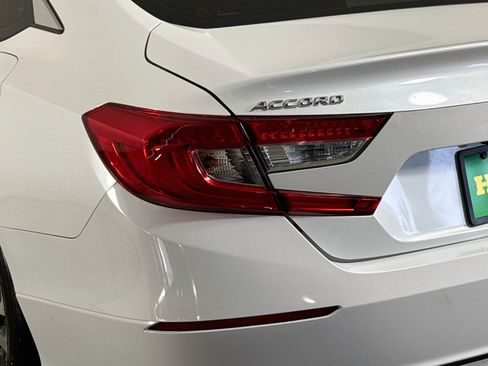 Used 2021 Honda Accord EX image 36