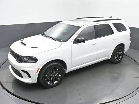 Used 2024 Dodge Durango GT AWD/4WD image 11