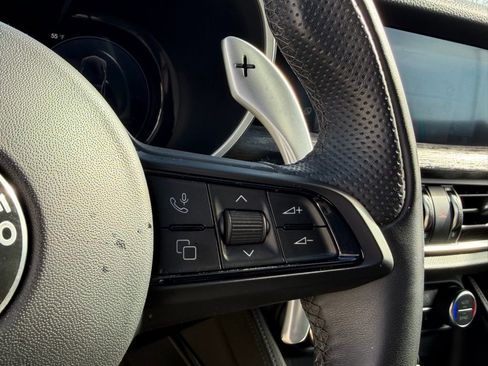 Used 2024 Alfa Romeo Stelvio Sprint image 22