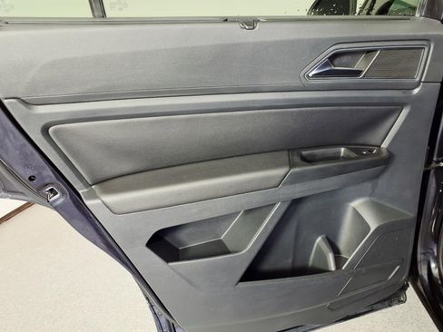 Used 2019 Volkswagen Atlas SEL R-Line FWD image 8