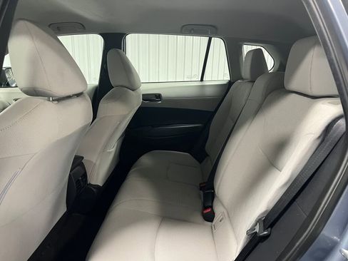 Used 2022 Toyota Corolla Cross L image 6