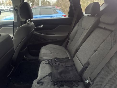 Used 2019 Hyundai Santa Fe SEL image 6