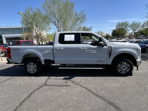 Used 2026 Ford F250 Lariat AWD/4WD image 5