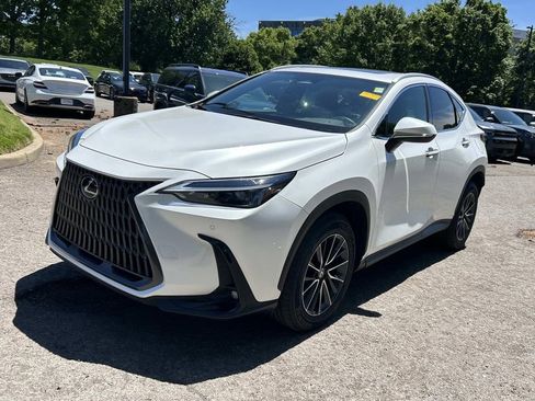 Used 2024 Lexus NX 250 FWD w/ Cold Area Package image 3