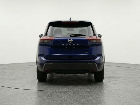 Used 2025 Nissan Rogue SV image 7