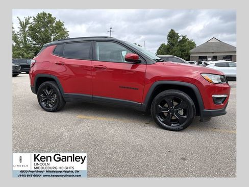 Used 2021 Jeep Compass Latitude AWD/4WD image 1