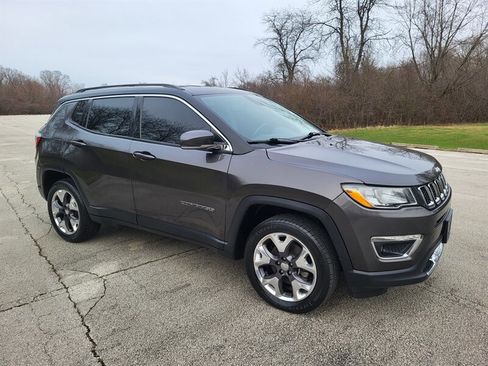 Used 2019 Jeep Compass Limited image 6
