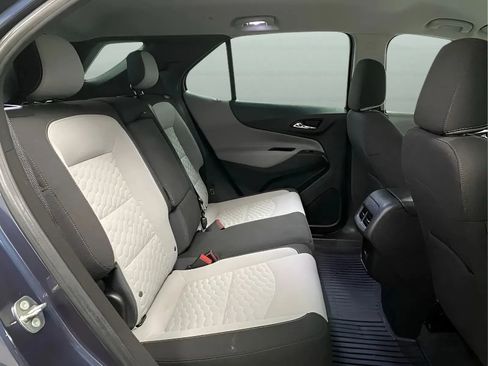 Used 2018 Chevrolet Equinox LS FWD image 13
