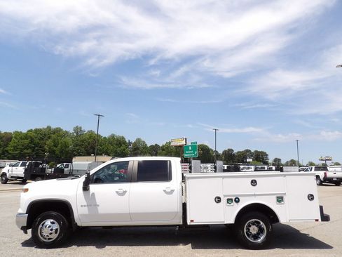 Used 2024 Chevrolet Silverado 3500 LT w/ Convenience Package AWD/4WD image 70