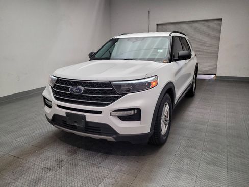 Used 2020 Ford Explorer XLT w/ Equipment Group 202A RWD image 15