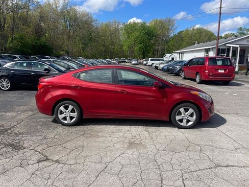 Used 2011 Hyundai Elantra GLS w/ Preferred Equipment Pkg 3 FWD image 4
