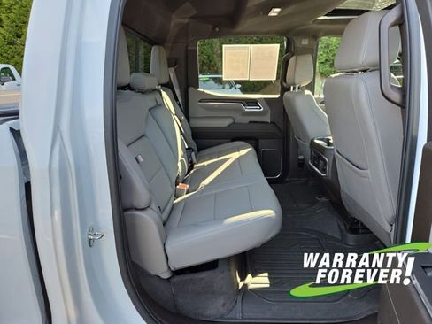 Used 2024 GMC Sierra 1500 SLT w/ SLT Premium Plus Package AWD/4WD image 17