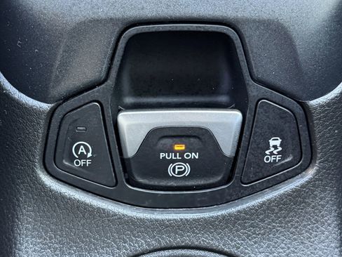 Used 2018 Jeep Compass Trailhawk w/ Navigation Group image 36