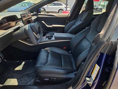 Used 2022 Tesla Model S AWD/4WD image 17