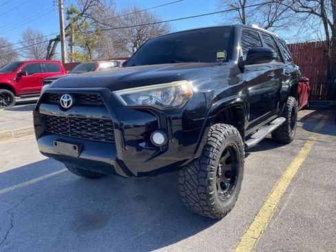 Used 2014 Toyota 4Runner SR5 image 1