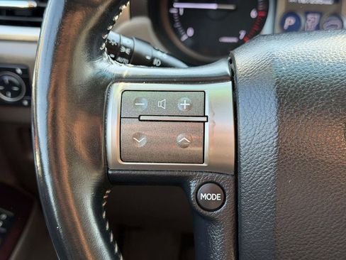 Used 2014 Lexus GX 460 w/ Premium Package image 9