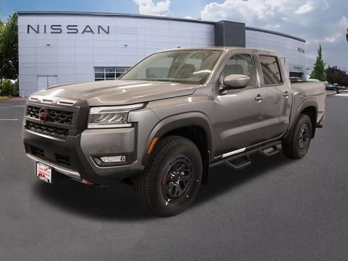 New 2025 Nissan Frontier PRO-4X image 5