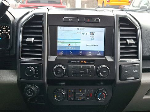 Used 2020 Ford F150 XLT w/ Equipment Group 302A Luxury image 17