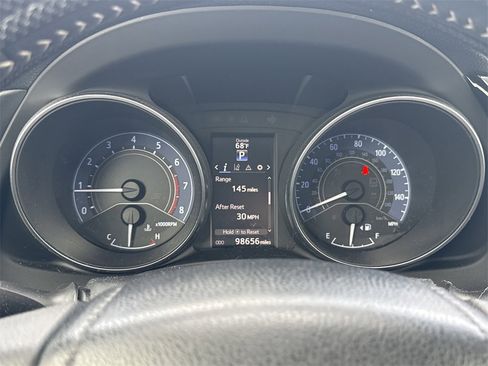 Used 2018 Toyota Corolla iM image 12