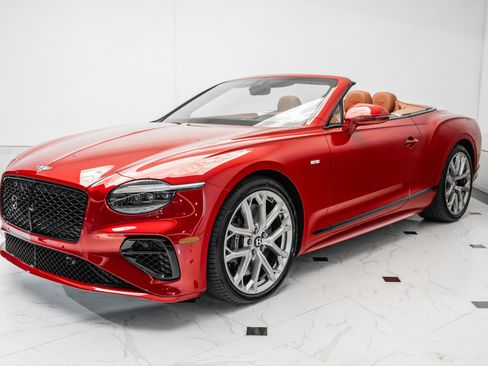 Used 2025 Bentley Continental GT Speed image 9