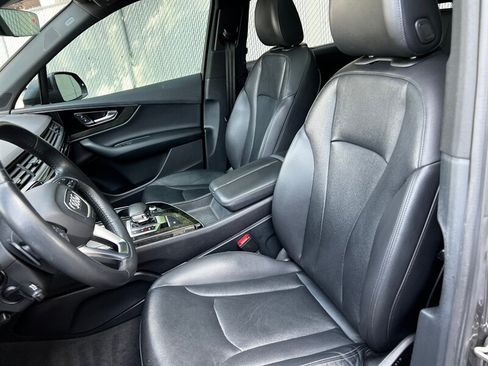 Used 2019 Audi Q7 3.0T Premium Plus w/ Premium Plus Package AWD/4WD image 18