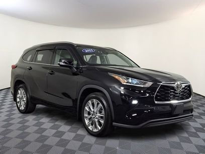 Used 2021 Toyota Highlander Limited