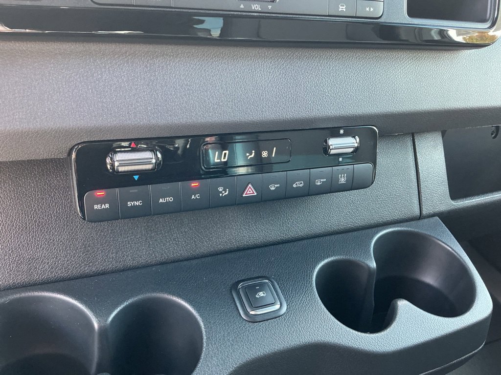 New 2026 Mercedes-Benz Sprinter 2500 image 17