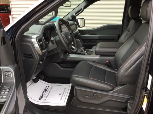 New 2025 Ford F150 Lariat w/ Equipment Group 501A Mid image 9