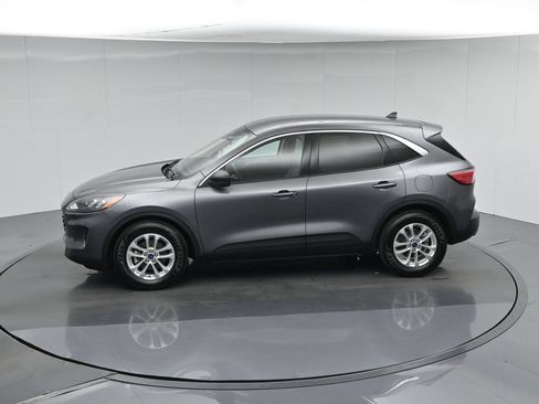 Used 2022 Ford Escape SE FWD image 40