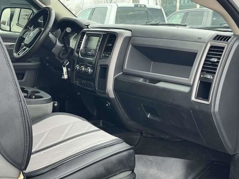 Used 2017 RAM 2500 Tradesman w/ Chrome Appearance Group image 17