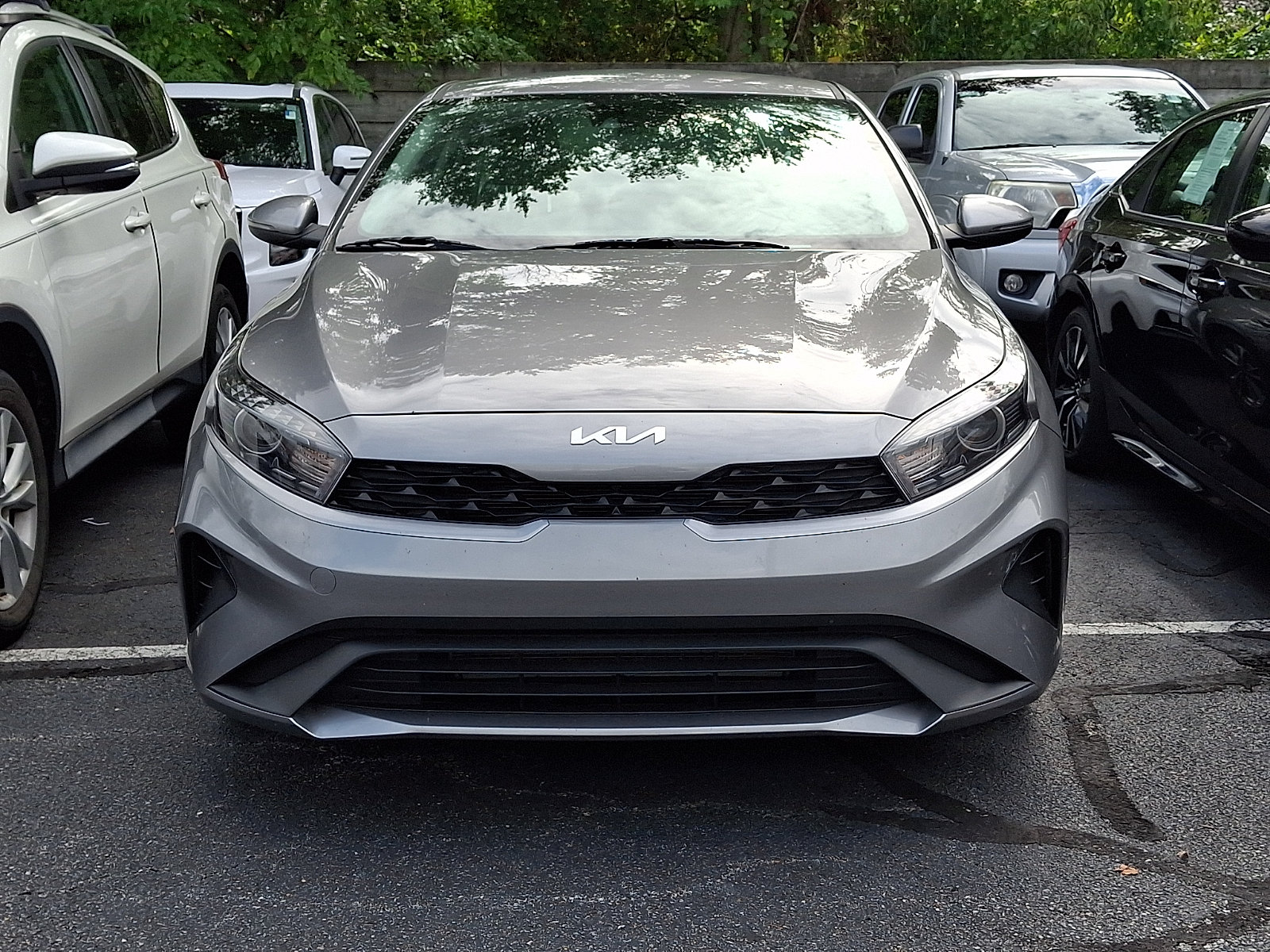 Certified 2024 Kia Forte LXS w/ LXS Technology Package FWD image 2