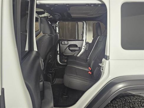 Used 2022 Jeep Wrangler Unlimited Sport image 21