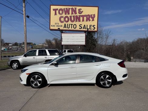 Used 2020 Honda Civic LX image 4