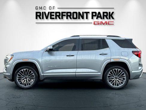 New 2026 GMC Terrain Denali w/ LPO, Floor Liner Package image 6
