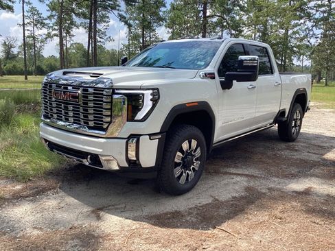 New 2025 GMC Sierra 2500 Denali w/ Max Trailering Package image 1