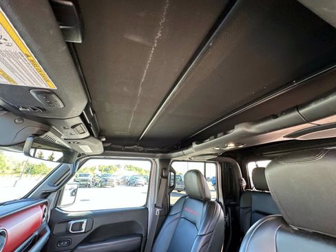 Certified 2020 Jeep Gladiator Rubicon image 33