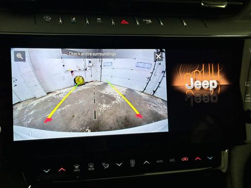 New 2026 Jeep Grand Cherokee Limited AWD/4WD image 42