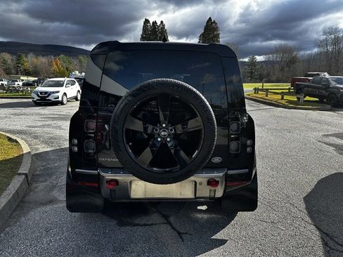 Used 2020 Land Rover Defender 110 X image 4