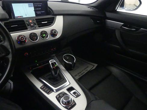 Used 2015 BMW Z4 sDrive35is RWD image 18